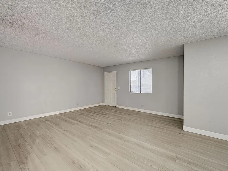 1305 Kari Lee Ct — Photo 6