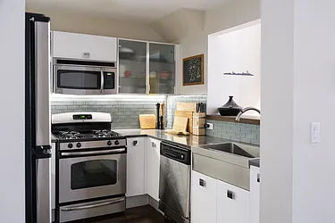 Rented by Nest Seekers International