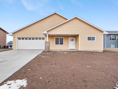 635 Apple Creek Rd, Parker, SD, 57053