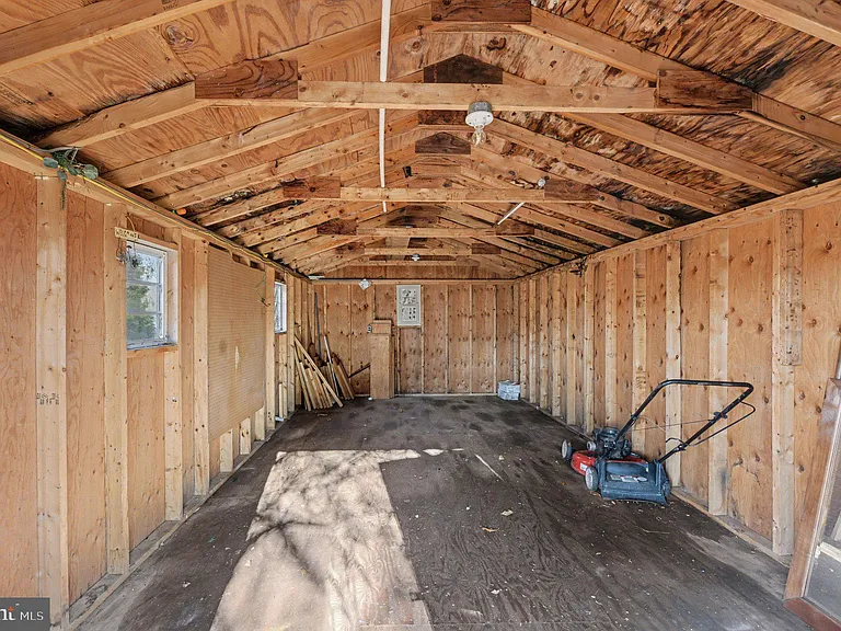 939 Gravel Pike — Photo 41