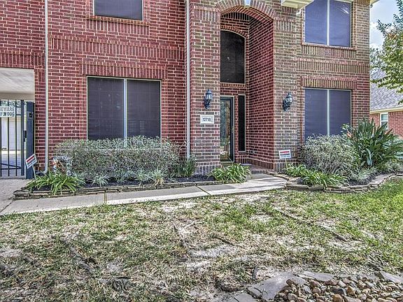 4th image of 12718 Leemont Ct