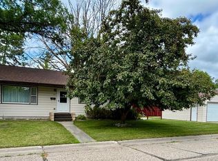 722 Kendall Ave S, Thief River Falls, MN 56701
