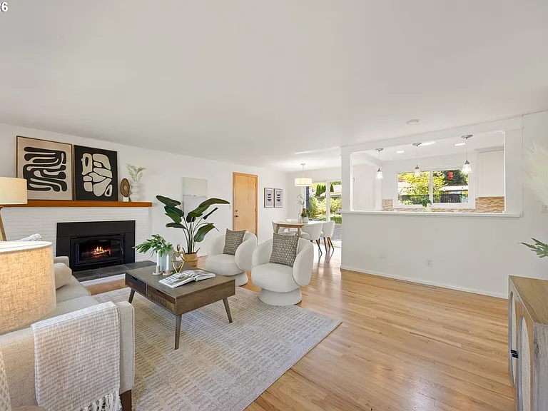12320 SW Tremont St — Photo 13