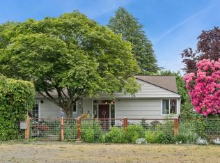 13504 16th Ave NE, Seattle, WA 98125