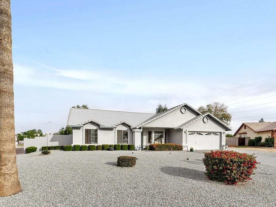 1st image of 3934 E Diamond Cir