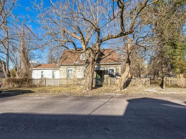 719 W Monroe St, Belleville, IL 62220