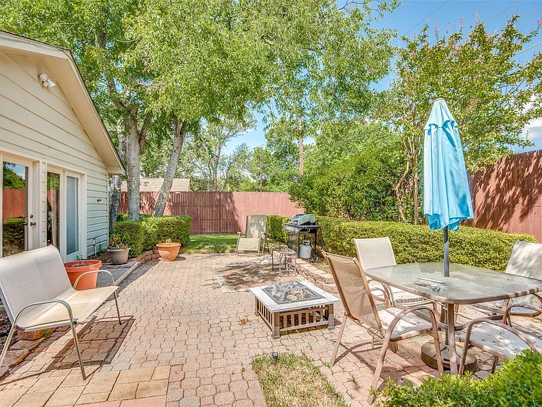 6607 Roundrock Rd — Photo 4