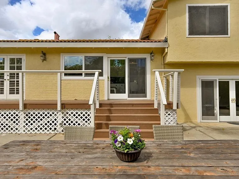 3623 Mahogany Ct — Photo 18