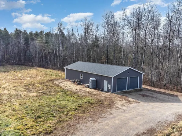 9274 E Broomfield Rd, Mount Pleasant, MI 48858