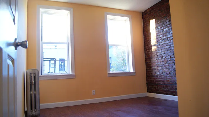 Rented by East Williamsburg Realty Inc | media 25