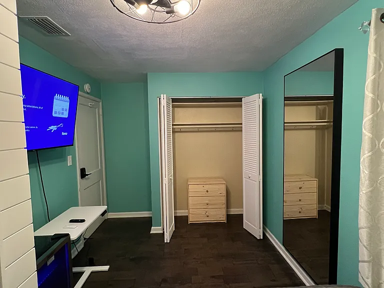 77 N Palmway Ave #2 — Photo 5