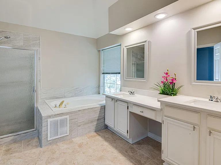 145 Hearthwood Dr — Photo 14