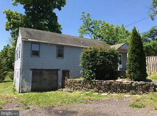 582 Ridge Rd, Telford, PA 18969