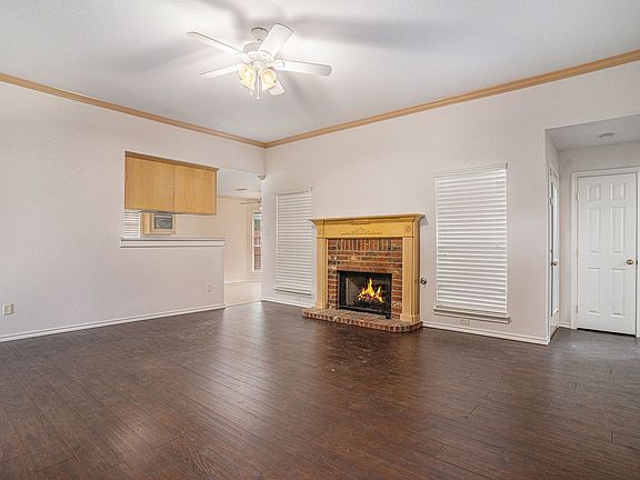5th image of 1307 Hyde Park Blvd