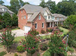 1010 Ivy Ln, Raleigh, NC 27609