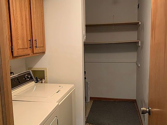 5th image of 1212 Silver Ridge Rd #41