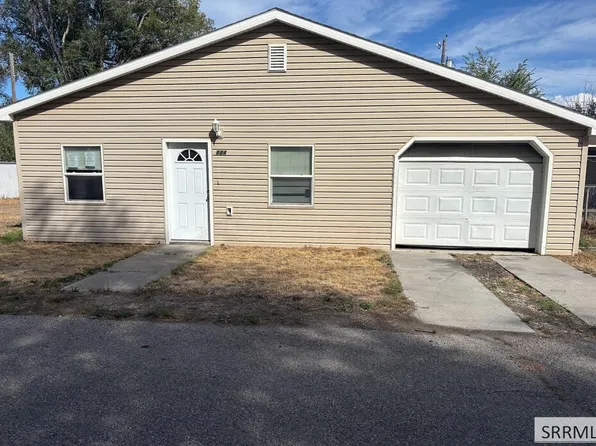 884 Wandell Ct, Blackfoot, ID 83221