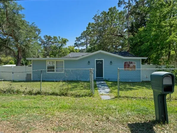 19496 Wildwood Dr, Brooksville, FL 34601