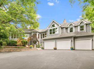 5N853 Weber Dr, St Charles, IL