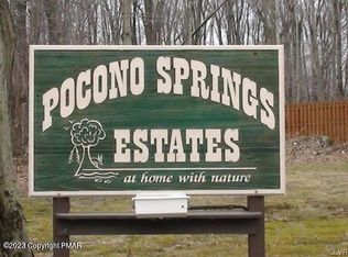 4005L Ridge Rd, Newfoundland, PA 18445