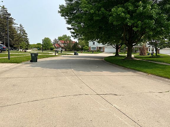 5th image of 44735 Kirk Ct