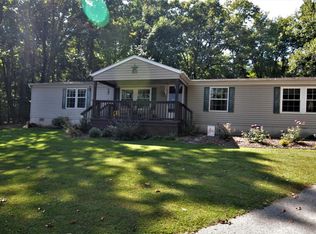 5642 Pigeon Hill Rd, Spring Grove, PA 17362
