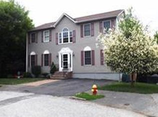 17 Gallant Rd, Peabody, MA 01960