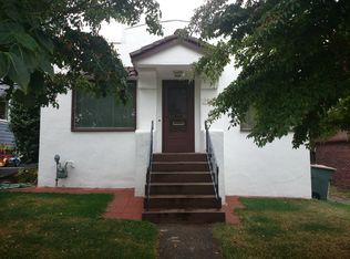 3915 SW Willow St, Seattle, WA 98136