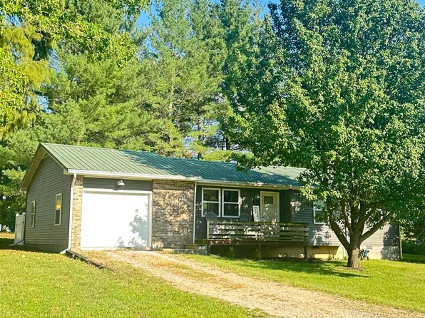 500 Alba Ln, Cobden, IL 62920