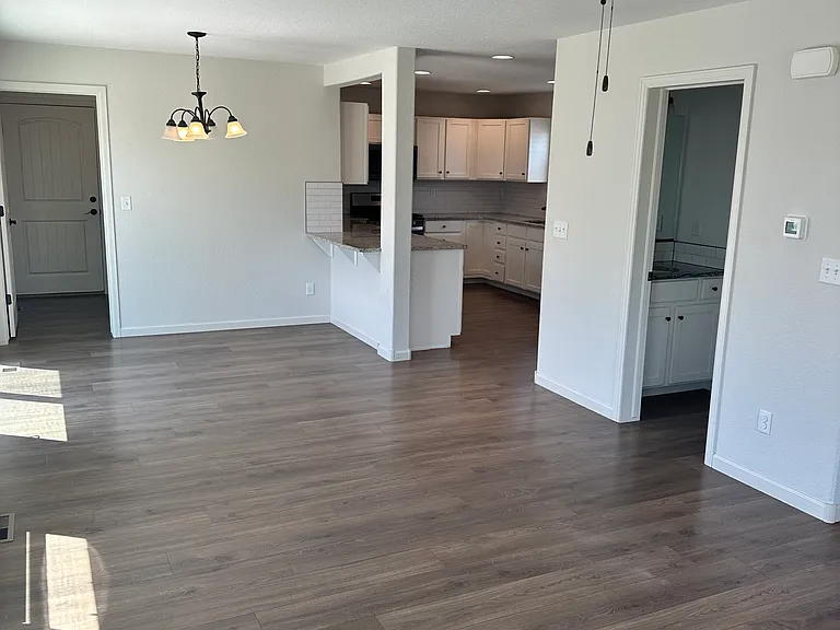 4319 Sunflower Rd — Photo 6