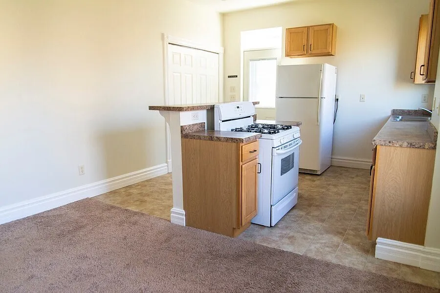 2 bed, $1,025 — Photo 4
