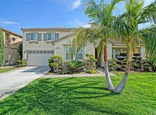 7900 Serenity Falls Rd, Corona, CA 92880