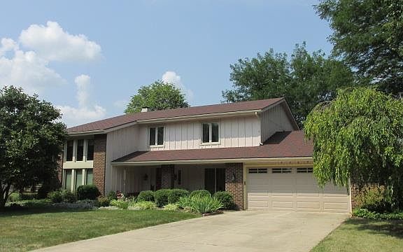 2nd image of 8209 N Sierra Dr