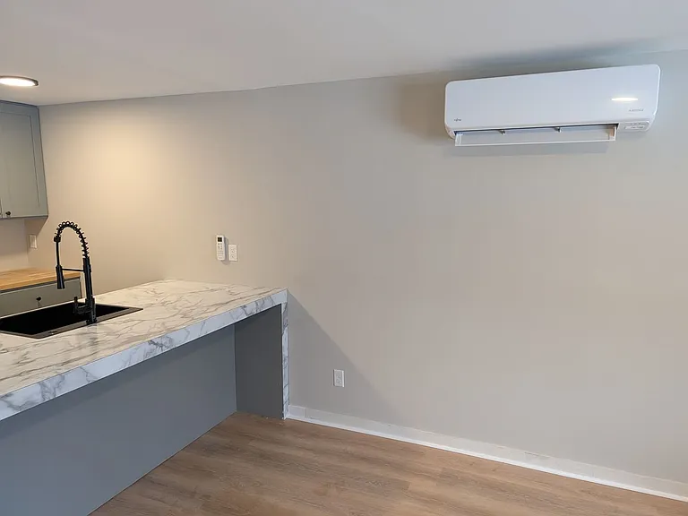 242 Commercial St — Photo 21