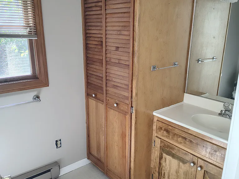 4342 Willys Pkwy — Photo 16