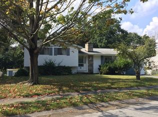 59 Booth St, Needham, MA 02494