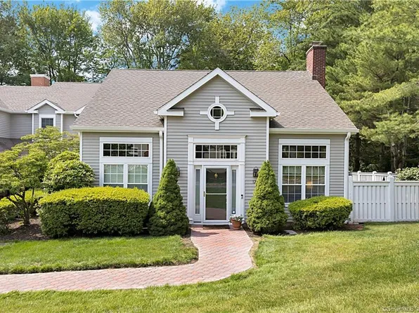 129 Mayfield Drive #129, Trumbull, CT 06611