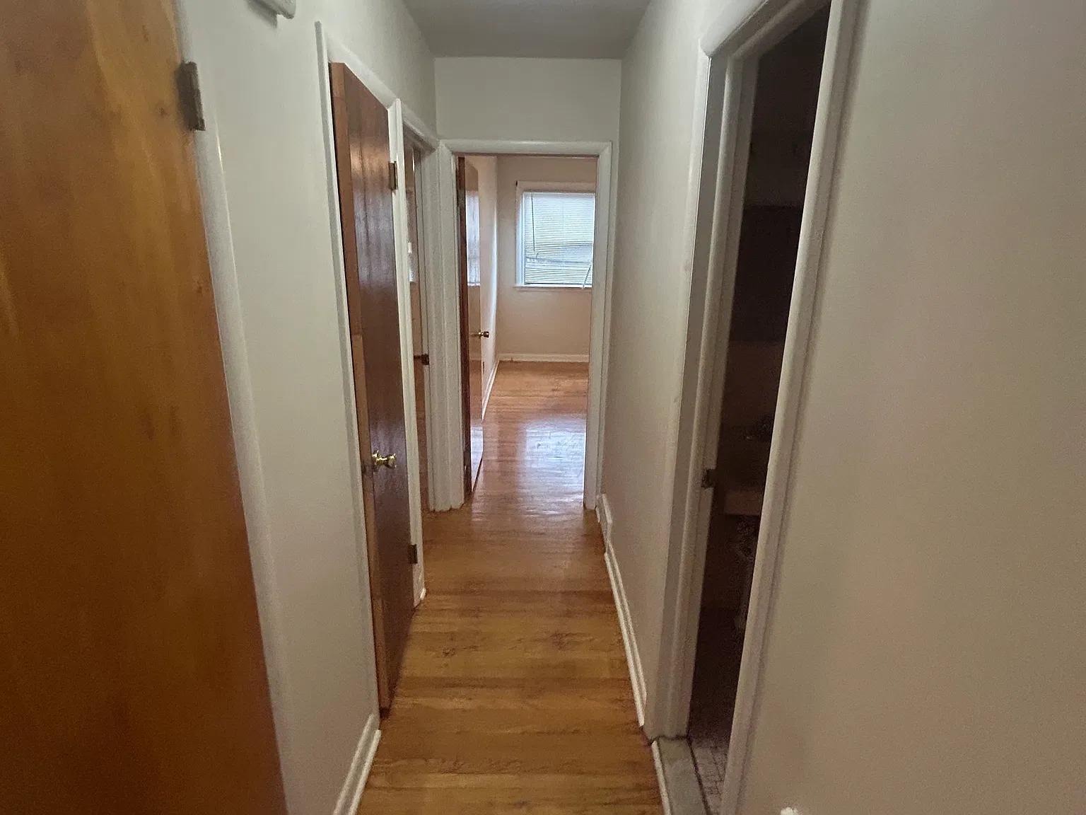 2 bed, 1200 sqft, $1,500 — Photo 4