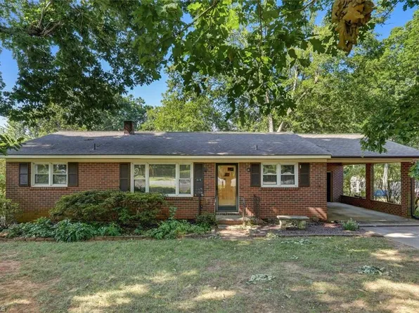 519 Triangle Rd, Reidsville, NC 27320
