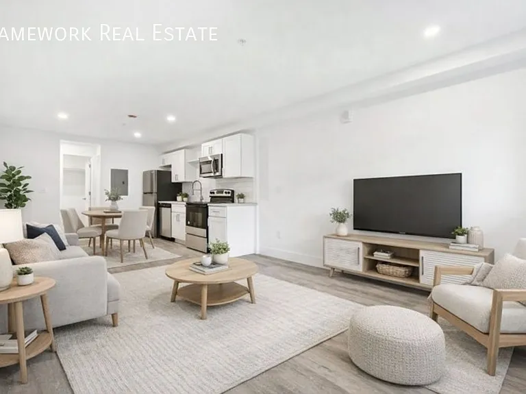 1687 Reed St #3 — Photo 10