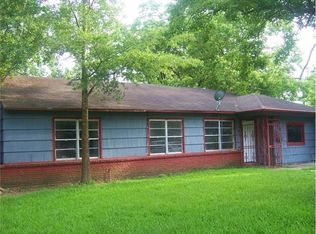 5766 Belcrest St, Houston, TX 77033