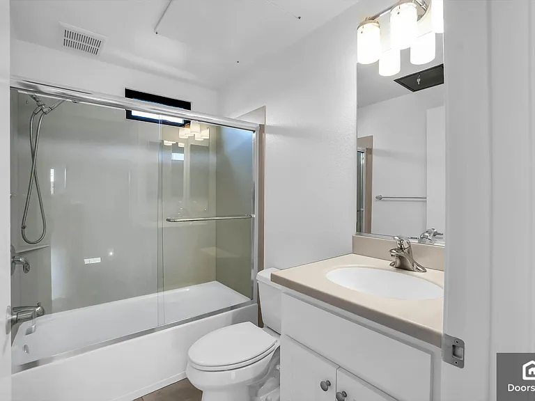 1223 Wood St — Photo 19