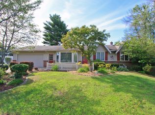 758 Leonard St NW, Grand Rapids, MI 49534