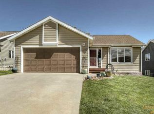 1260 Range View Cir, Rapid City, SD 57701