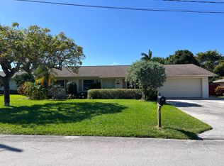 2705 Park Drive, Lantana, FL 33462