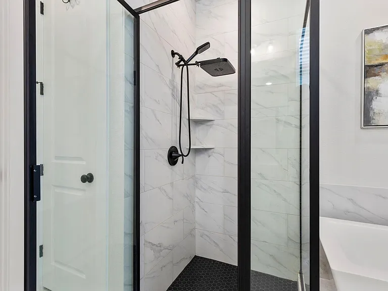 415 N Hillary Step Pl — Photo 23