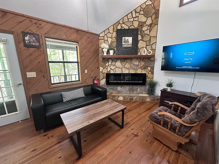 140 Alpine Way #140 — Photo 5