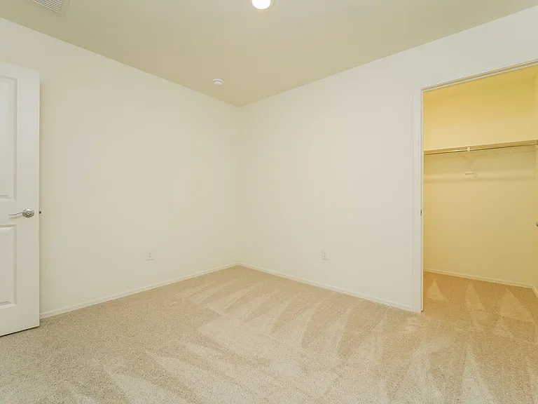 12946 N Ong Dr — Photo 15