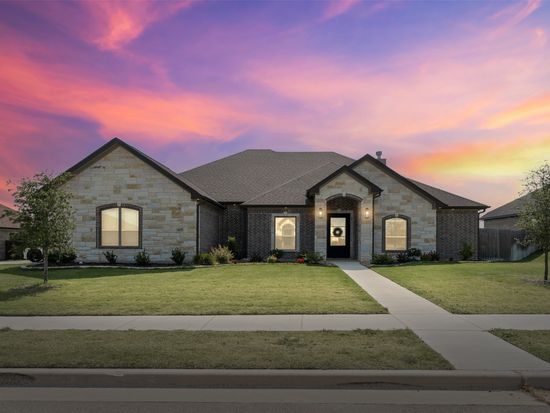 407 Oak Dr, Troy, TX 76579