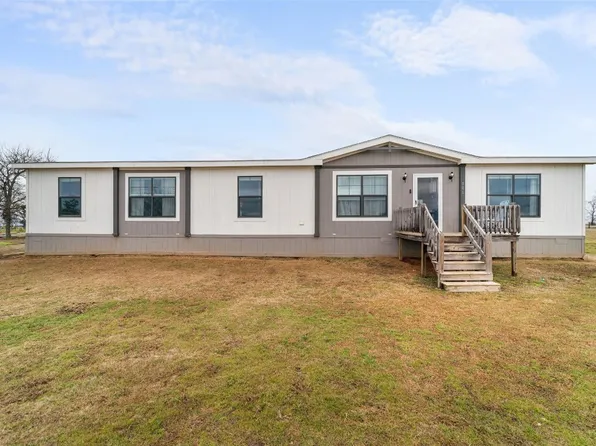 301 Stetson Dr, Whitesboro, TX 76273